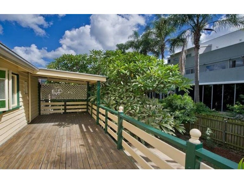 27 Sheriff Street, Petrie Terrace QLD 4000