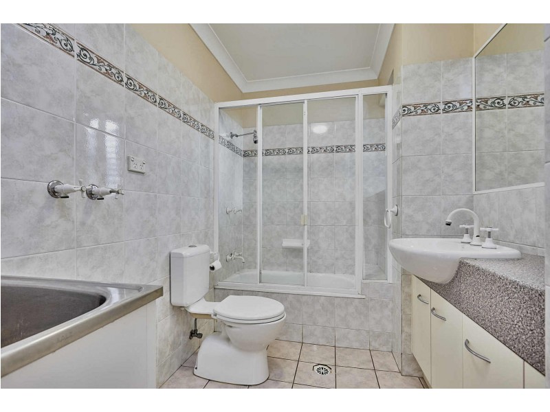 2/17 Pilba Street, Chermside QLD 4032