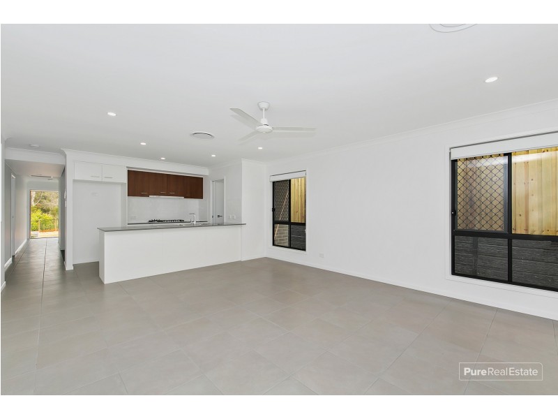 12 Forbes Crescent, Upper Kedron QLD 4055