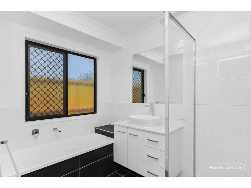 12 Forbes Crescent, Upper Kedron QLD 4055