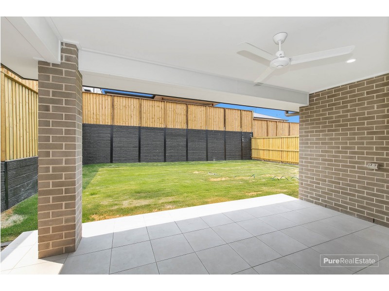 12 Forbes Crescent, Upper Kedron QLD 4055
