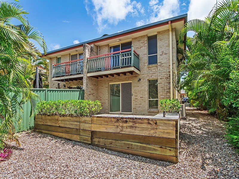 1/37 Ward Street, Southport QLD 4215