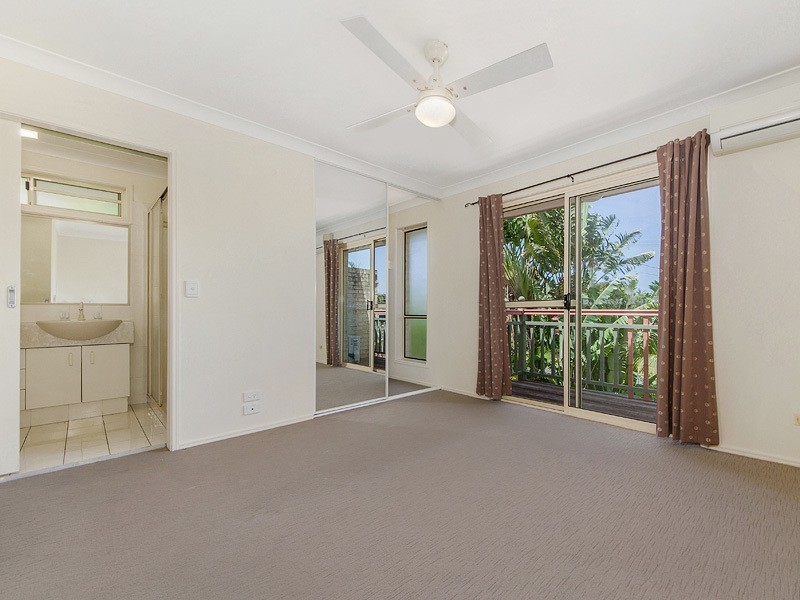 1/37 Ward Street, Southport QLD 4215