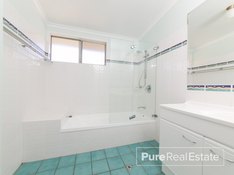 27 Backford Street, Chermside West QLD 4032