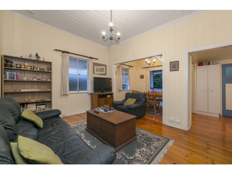 6 Confederate Street, Red Hill QLD 4059