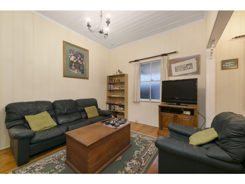 6 Confederate Street, Red Hill QLD 4059