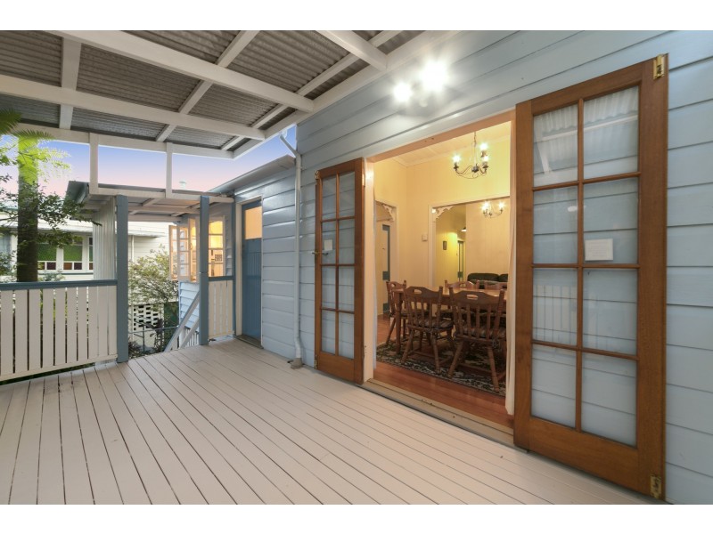 6 Confederate Street, Red Hill QLD 4059