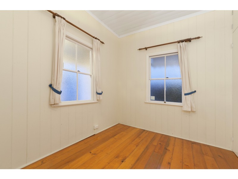6 Confederate Street, Red Hill QLD 4059