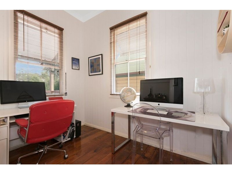 19 Jones Street, Red Hill QLD 4059