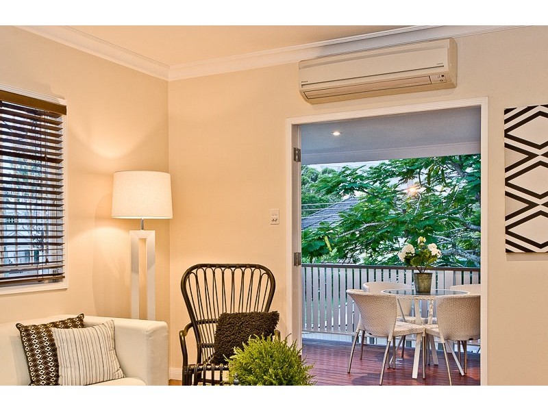 12 Kanangra Street, Stafford QLD 4053