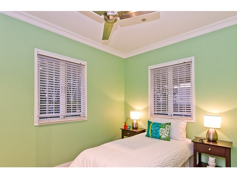 12 Kanangra Street, Stafford QLD 4053