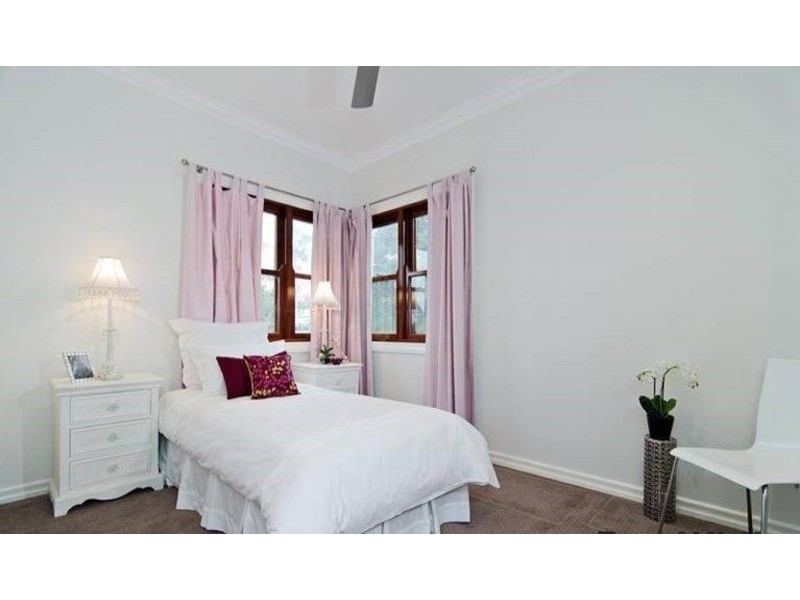 112 Redwood Street, Stafford Heights QLD 4053