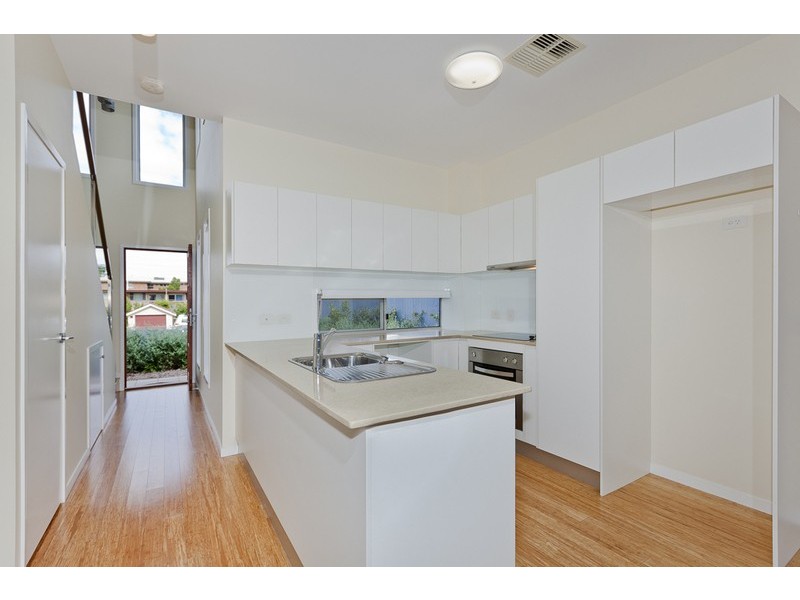 1/18 Ward Street, Indooroopilly QLD 4068