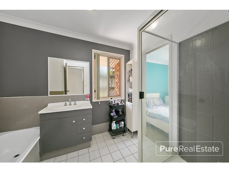 6 Bishop Court, Loganlea QLD 4131