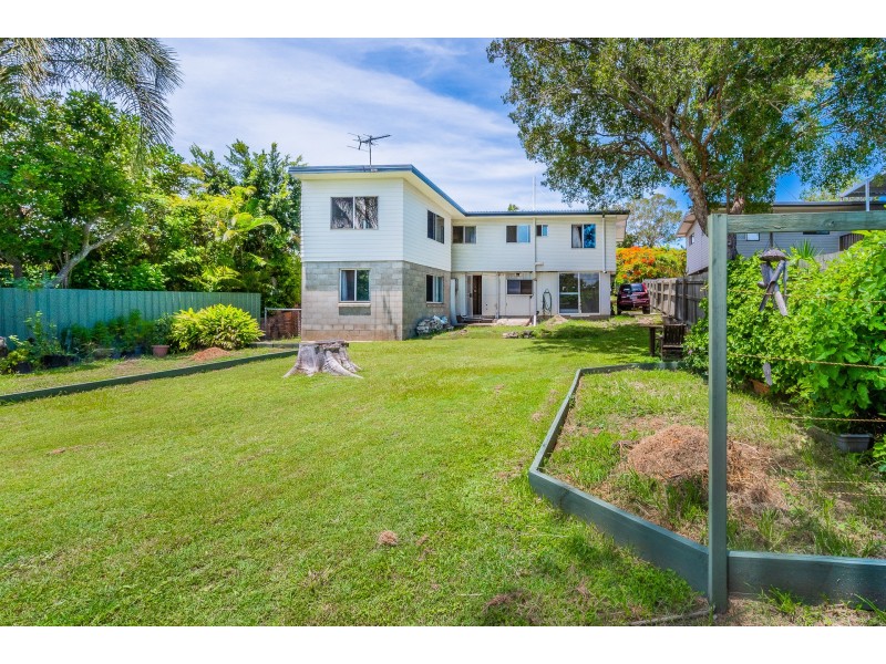 9 Lucas Street, Scarborough QLD 4020