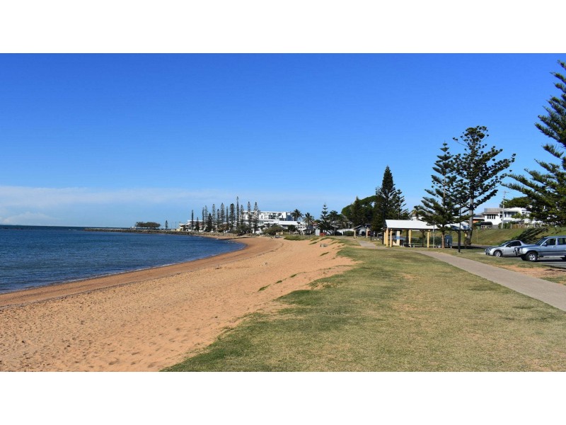 9 Lucas Street, Scarborough QLD 4020