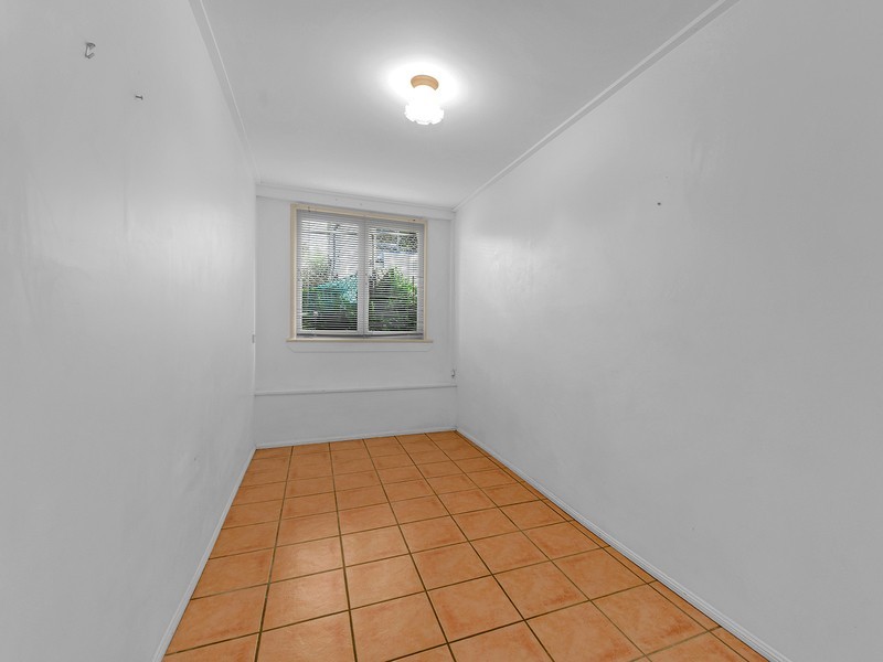 444 Waterworks Road (downstairs), Ashgrove QLD 4060