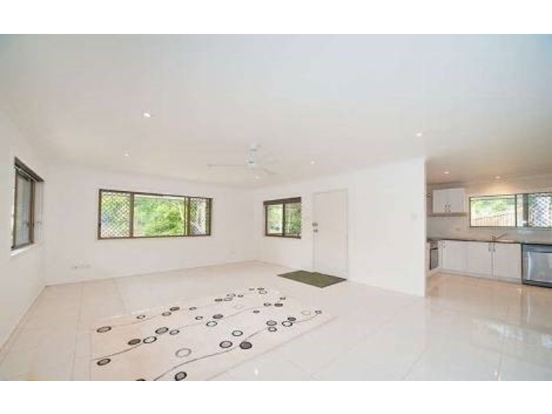 22 London Street, Ashgrove QLD 4060