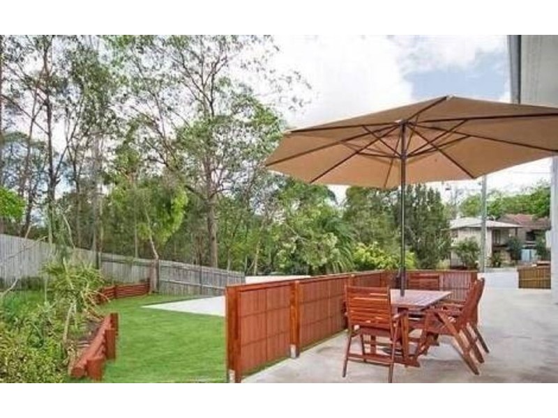 22 London Street, Ashgrove QLD 4060