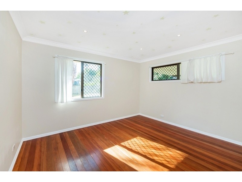 15 Enid Street, Bracken Ridge QLD 4017