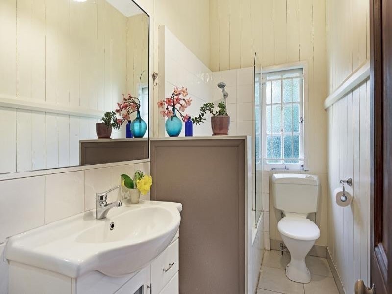 9 Alexandra Street, Bardon QLD 4065