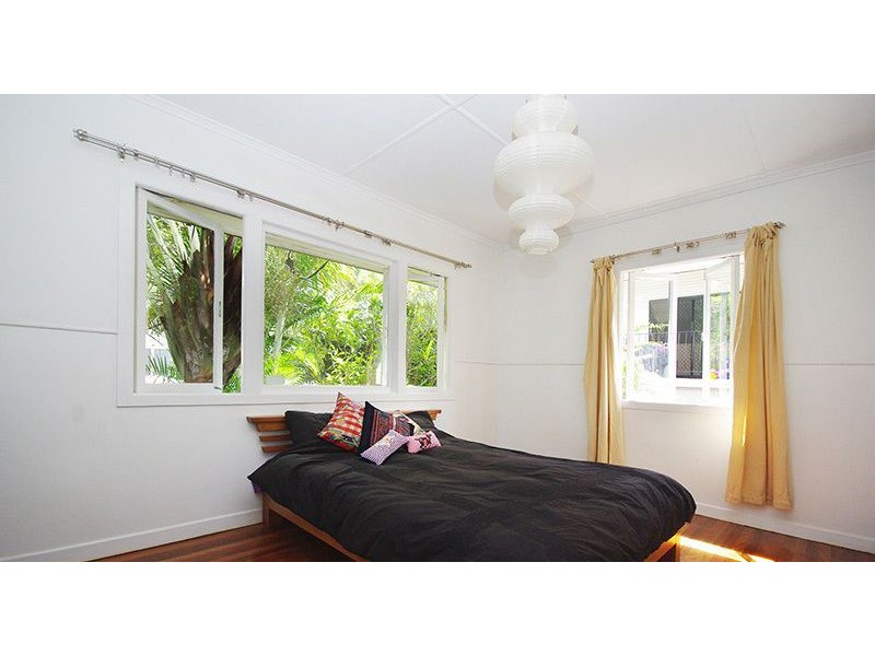 42 Hexham Street, Tarragindi QLD 4121