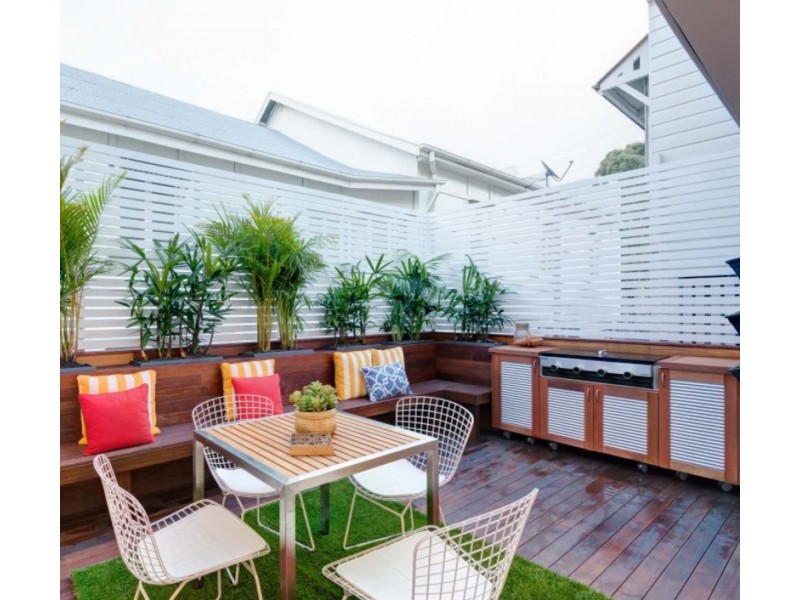 74 Stoneleigh Street, Albion QLD 4010