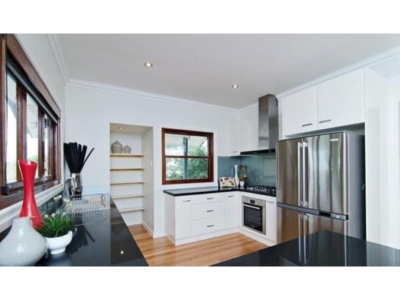 112 Redwood Street, Stafford Heights QLD 4053