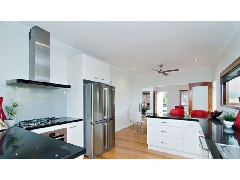 112 Redwood Street, Stafford Heights QLD 4053