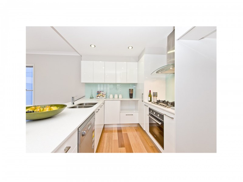 2/36 Collins Street, Clayfield QLD 4011