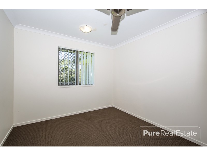 36 Knightsbridge Drive, Chuwar QLD 4306