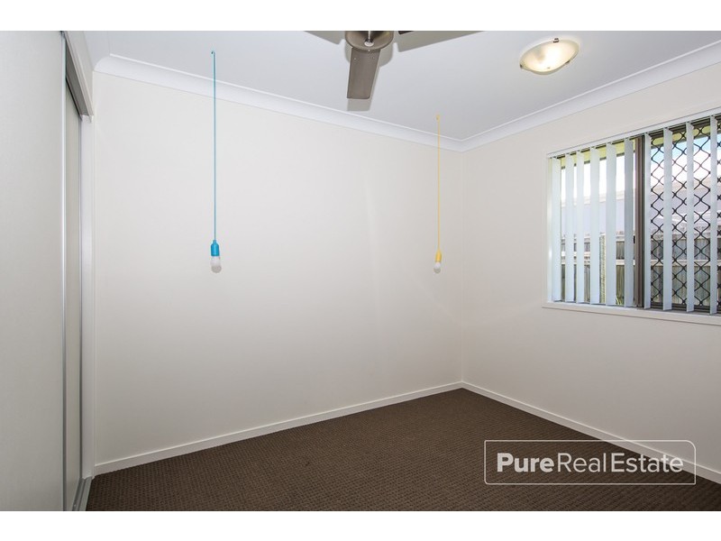 36 Knightsbridge Drive, Chuwar QLD 4306