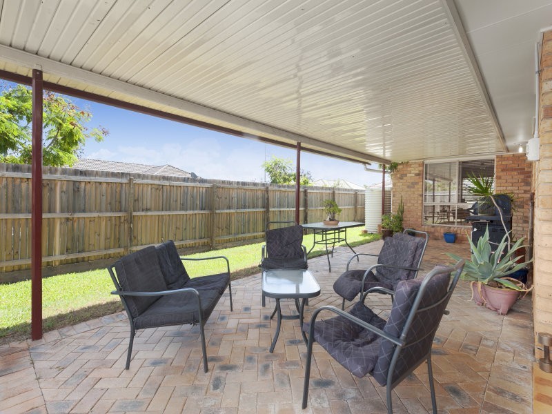 12 Tracey Street, Wynnum West QLD 4178