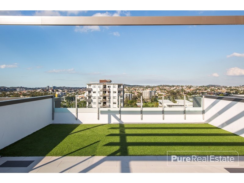 10/17 Carl Street, Woolloongabba QLD 4102