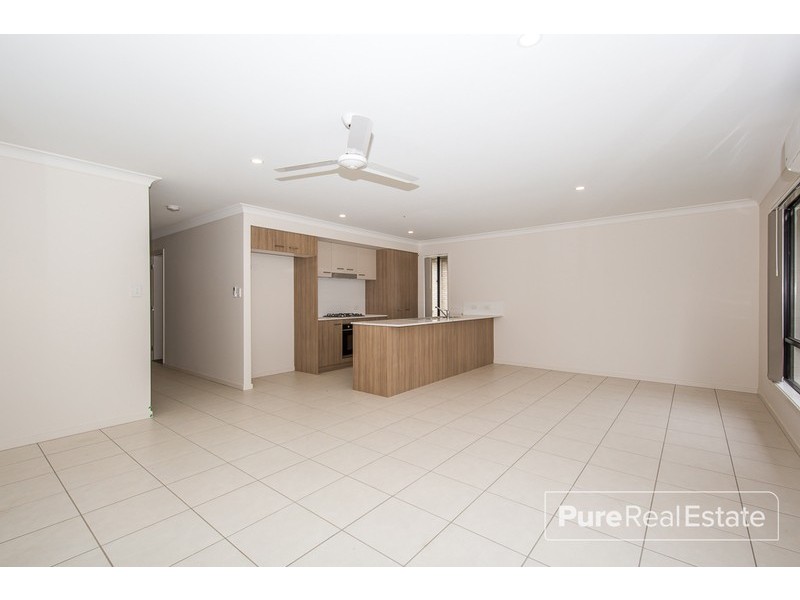 7 Mac Street, Bridgeman Downs QLD 4035