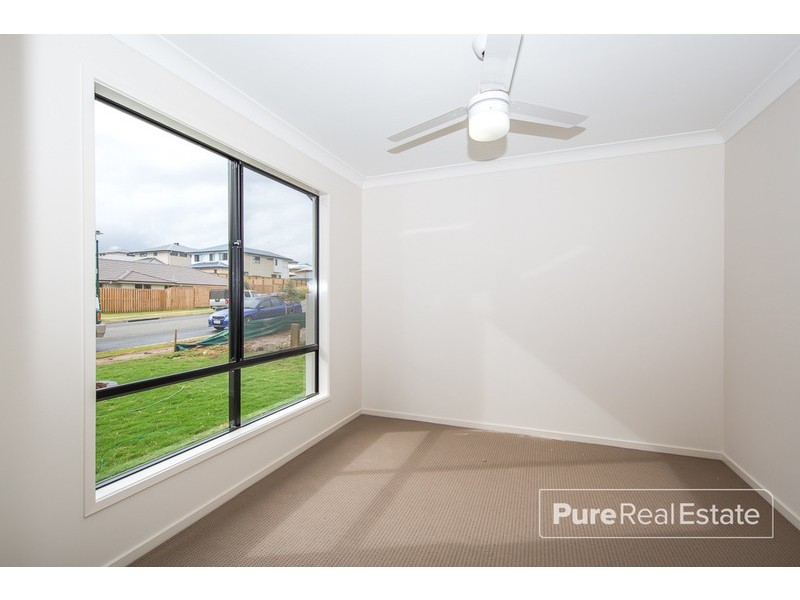 7 Mac Street, Bridgeman Downs QLD 4035