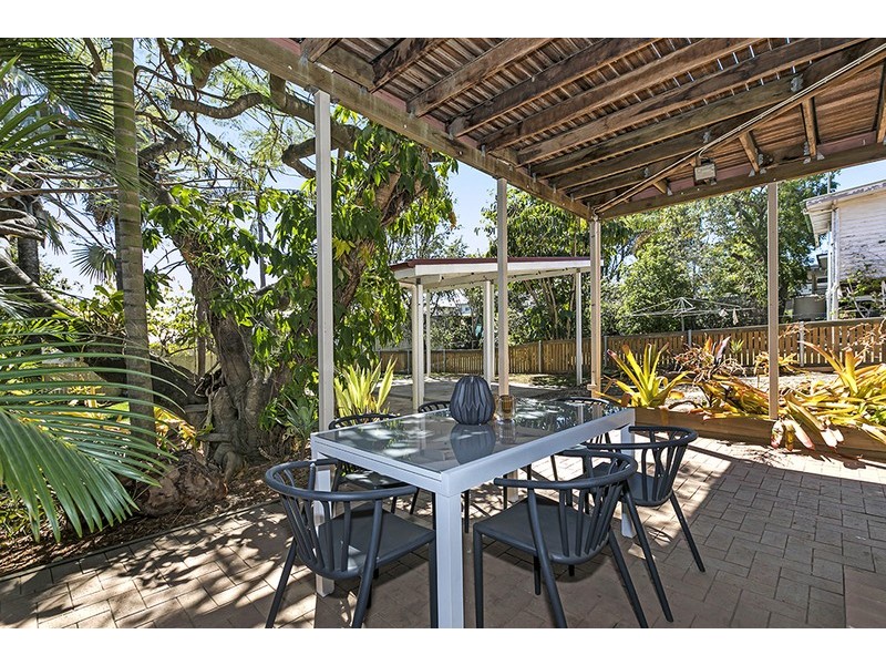 11 Nind Street, Wavell Heights QLD 4012