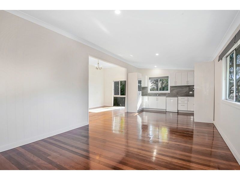 28 Leonard Street, Woolloongabba QLD 4102