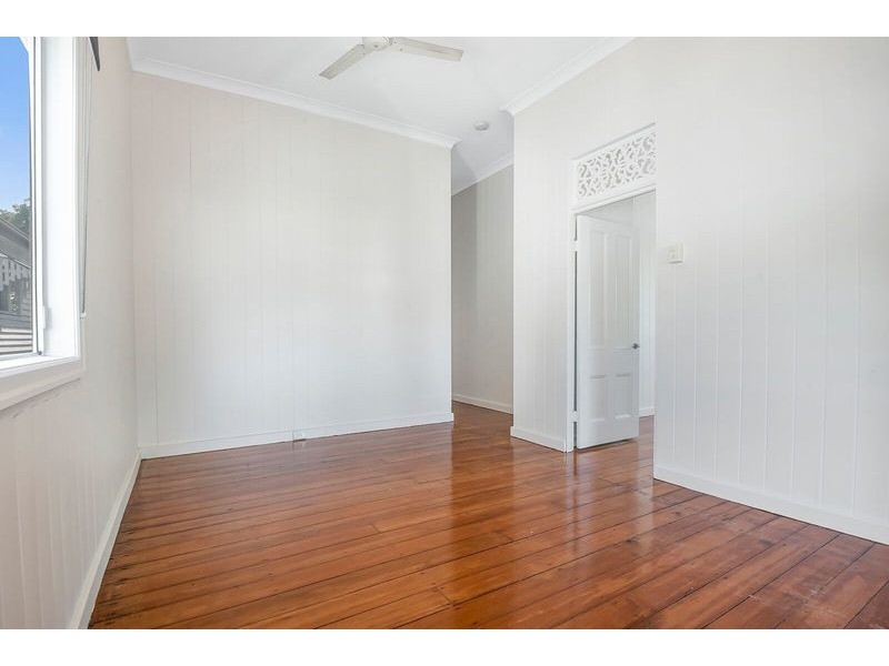 28 Leonard Street, Woolloongabba QLD 4102