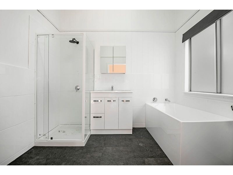 28 Leonard Street, Woolloongabba QLD 4102