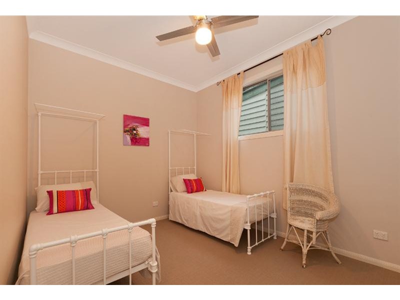 24 Grimes Street, Auchenflower QLD 4066