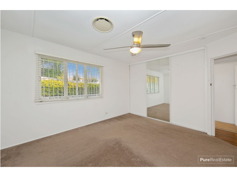 18 Ilford Street, Gordon Park QLD 4031