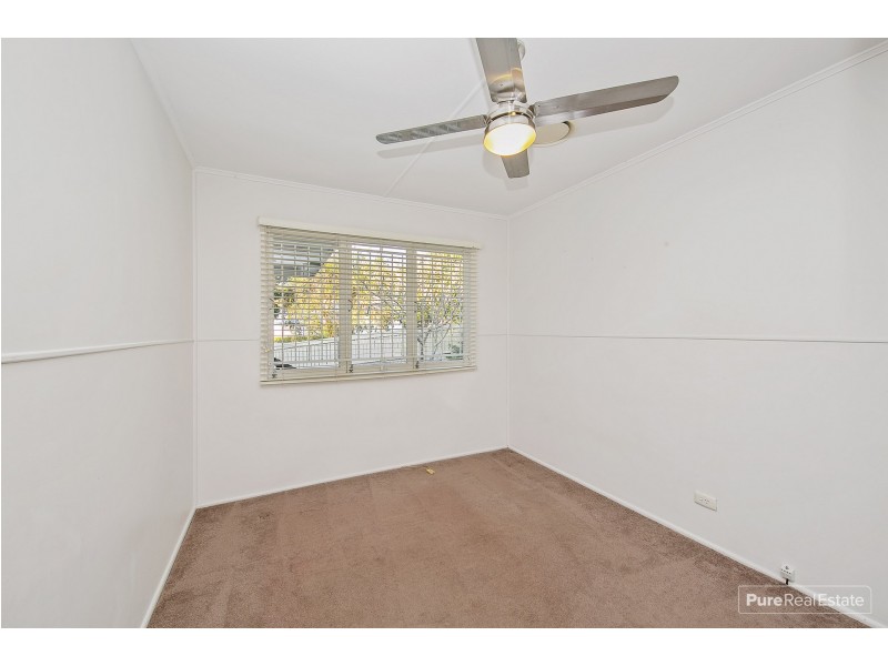 18 Ilford Street, Gordon Park QLD 4031