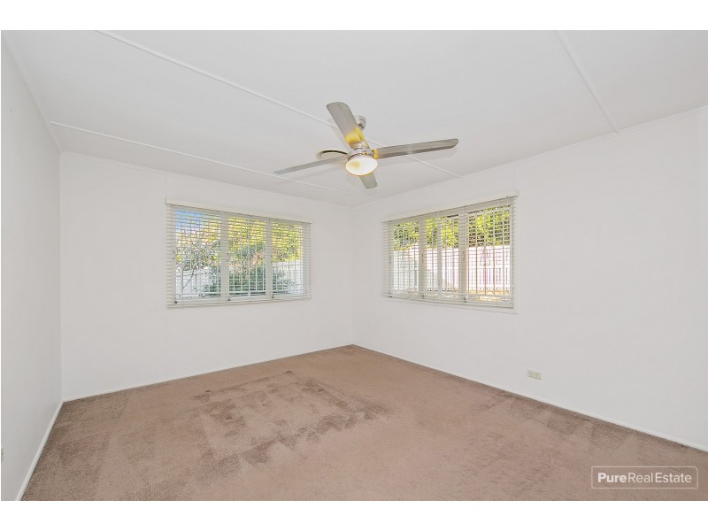 18 Ilford Street, Gordon Park QLD 4031