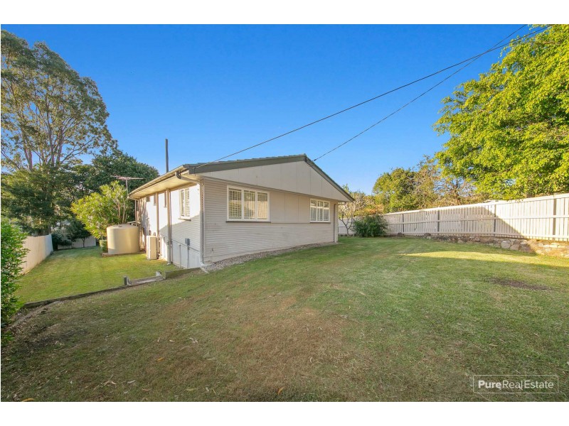 18 Ilford Street, Gordon Park QLD 4031