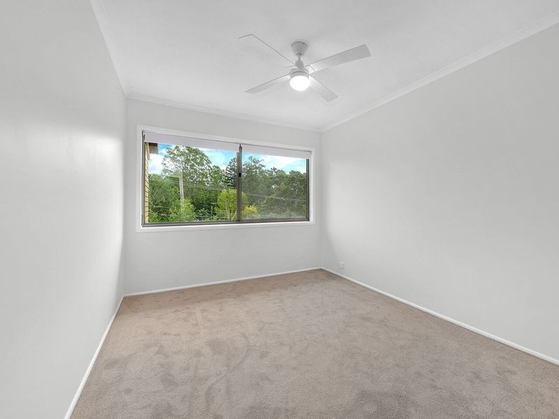 8 Harefield Street, Indooroopilly QLD 4068