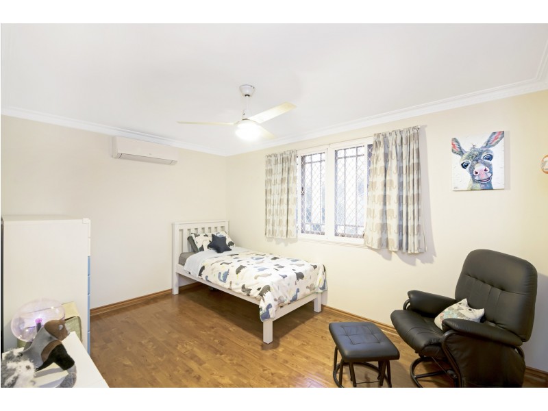 156 Watson Street, Camp Hill QLD 4152