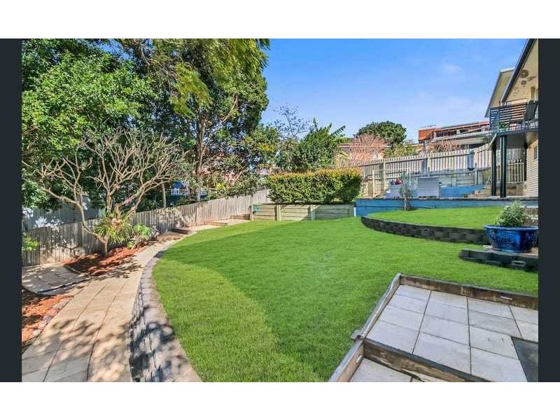 16 Walpole Street, Mcdowall QLD 4053