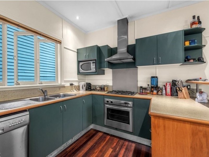 76 Glen Retreat Road, Mitchelton QLD 4053