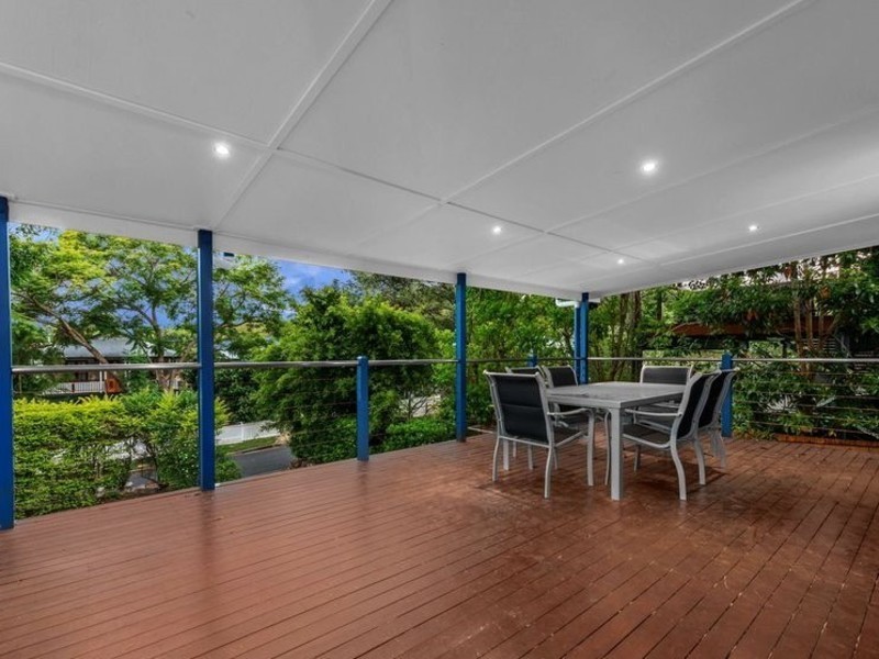 76 Glen Retreat Road, Mitchelton QLD 4053